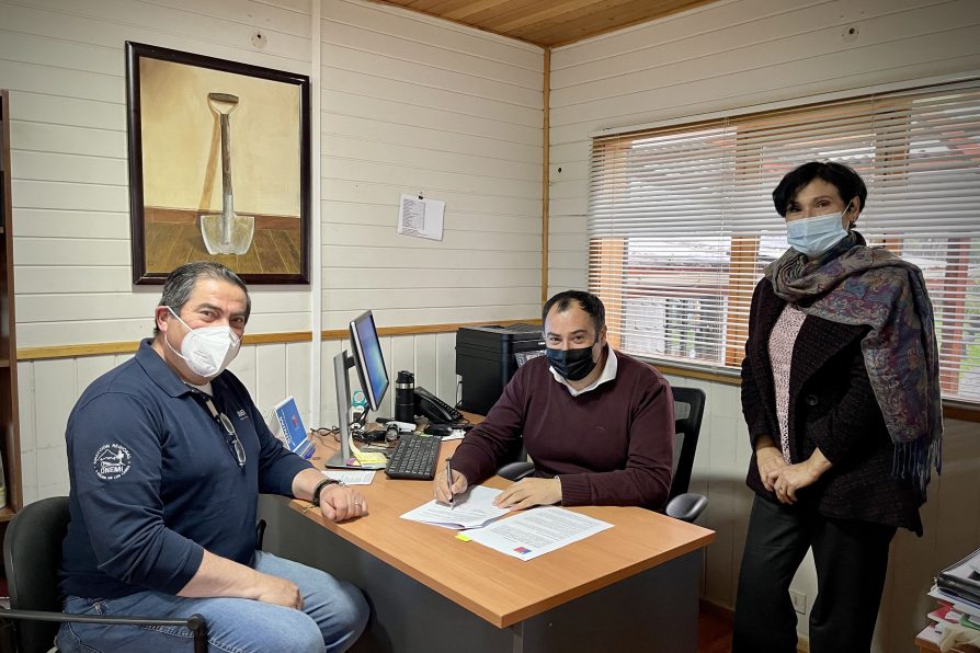 ENTREGA DE EQUIPO DE PLANTA POTABILIZADORA Y DESALINIZADORA DE AGUA PARA PASO FRONTERIZO EL LÍMITE DE FUTALEUFÚ